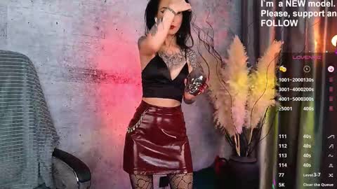 Snapshot of vespera_ chatting on November 2025 08:27:02 PM Lady or Goddess Vespera online show from November 2025 08:27:02 PM
