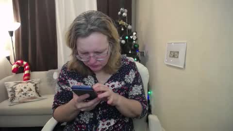 Snapshot of vestawoody chatting on December 2025 07:50:01 AM vestawoody online show from December 2025 07:50:01 AM