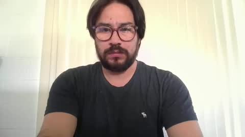 vesturelove online show from November 2025 05:03:01 PM