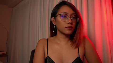 Vexa Nyx online show from May 2026 02:38:02 PM