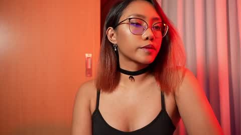 Vexa Nyx online show from May 2026 12:22:01 PM