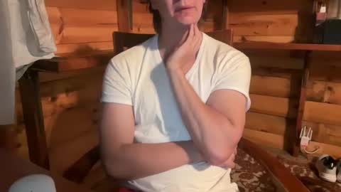 Snapshot of vexelgain chatting on September 2025 02:17:01 AM HendasWerout online show from September 2025 02:17:01 AM