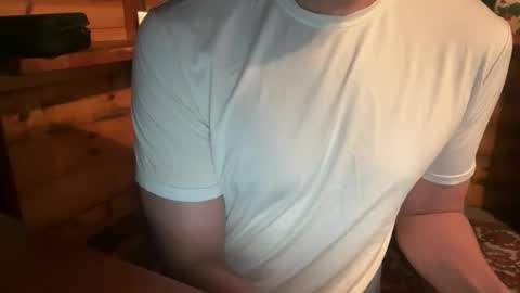 Snapshot of vexelgain chatting on October 2025 02:22:02 AM HendasWerout online show from October 2025 02:22:02 AM