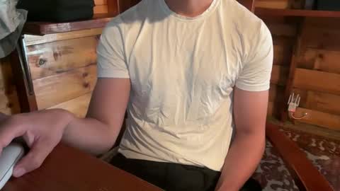 Snapshot of vexelgain chatting on November 2025 12:23:01 AM HendasWerout online show from November 2025 12:23:01 AM