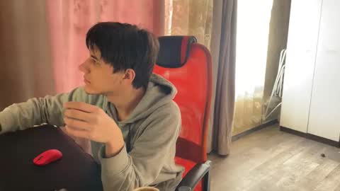 Snapshot of vialeras chatting on February 2026 07:51:01 AM vialeras online show from February 2026 07:51:01 AM