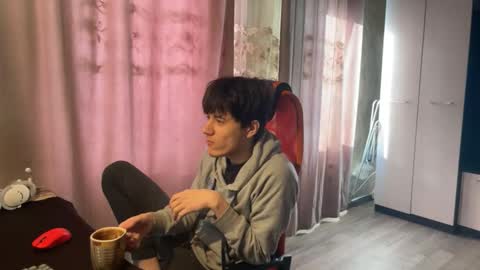 Snapshot of vialeras chatting on February 2026 05:15:01 AM vialeras online show from February 2026 05:15:01 AM