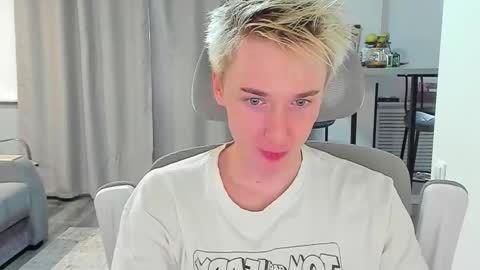 Snapshot of vibemygirl chatting on October 2025 10:36:02 AM vibemygirl online show from October 2025 10:36:02 AM