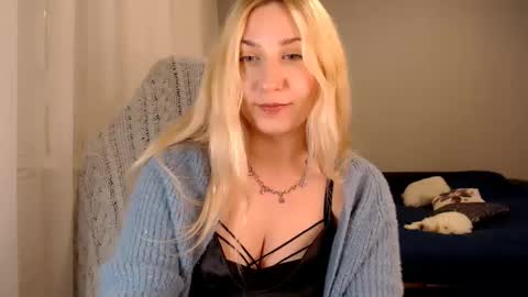 Snapshot of vibezgirl chatting on September 2025 05:47:02 PM Amelia online show from September 2025 05:47:02 PM