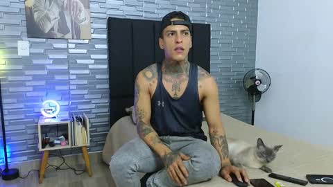 Snapshot of vicctorzc chatting on February 2025 09:19:01 PM Victor cardenas online show from February 2025 09:19:01 PM