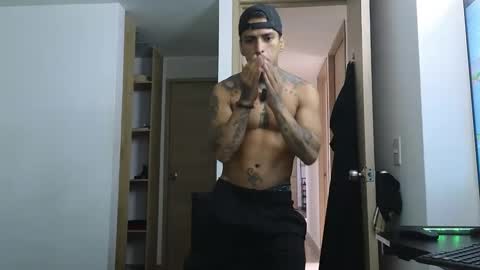 Snapshot of vicctorzc chatting on February 2025 08:45:01 PM Victor cardenas online show from February 2025 08:45:01 PM