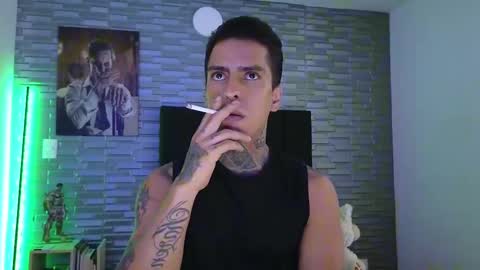 Snapshot of vicctorzc chatting on February 2025 08:27:02 PM Victor cardenas online show from February 2025 08:27:02 PM