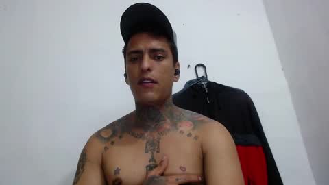 Snapshot of vicctorzc chatting on January 2026 03:15:01 PM Victor cardenas online show from January 2026 03:15:01 PM