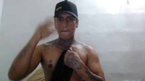 Snapshot of vicctorzc chatting on February 2026 08:27:01 PM Victor cardenas online show from February 2026 08:27:01 PM