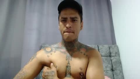 Snapshot of vicctorzc chatting on June 2026 09:57:02 PM Victor cardenas online show from June 2026 09:57:02 PM