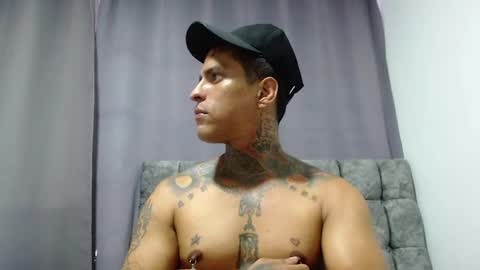 Snapshot of vicctorzc chatting on June 2026 10:30:02 PM Victor cardenas online show from June 2026 10:30:02 PM