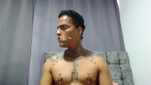 Snapshot of vicctorzc chatting on June 2026 03:47:01 PM Victor cardenas online show from June 2026 03:47:01 PM