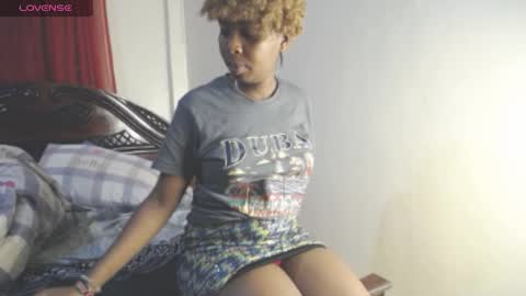 Snapshot of vicki_staxxx chatting on February 2025 08:56:01 PM vicki staxxx online show from February 2025 08:56:01 PM
