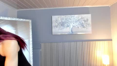  Vicky  online show from January 2026 01:04:01 PM