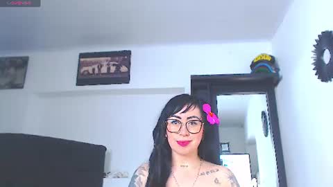 Vicky  online show from June 2026 11:04:01 AM
