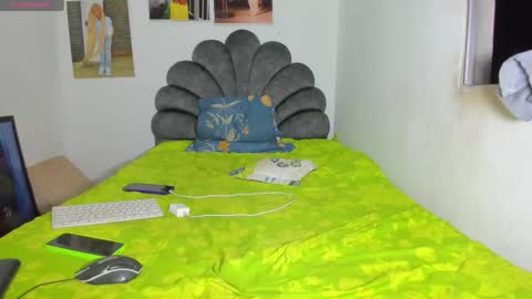 vicky manuela online show from February 2026 03:13:02 AM