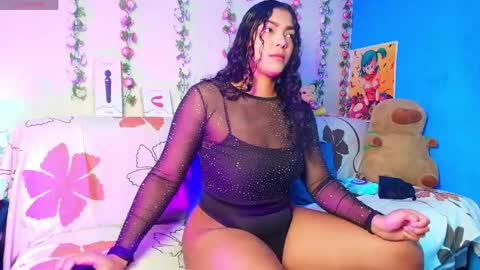 vicky_miller_05 online show from April 2026 07:14:01 PM