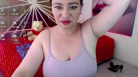 vicky_sexi online show from February 2026 01:27:02 PM