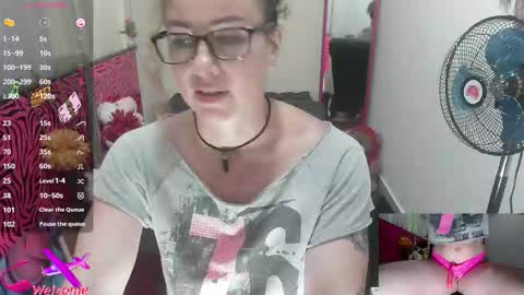 Snapshot of vickysexyx chatting on September 2025 07:59:01 PM Valentina online show from September 2025 07:59:01 PM