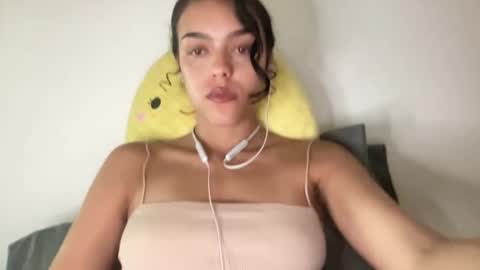 Snapshot of vickyyyx chatting on February 2025 02:30:01 AM Goddess Victory online show from February 2025 02:30:01 AM