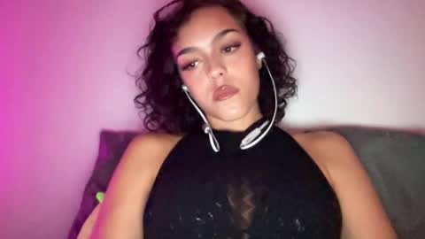Snapshot of vickyyyx chatting on February 2025 05:31:01 AM Goddess Victory online show from February 2025 05:31:01 AM