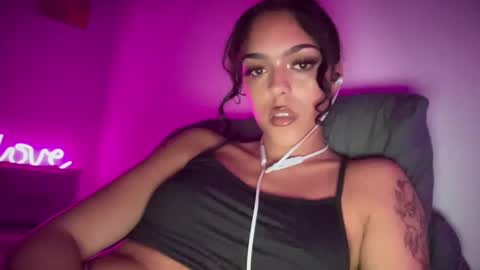 Snapshot of vickyyyx chatting on March 2025 08:02:02 AM Goddess Victory online show from March 2025 08:02:02 AM