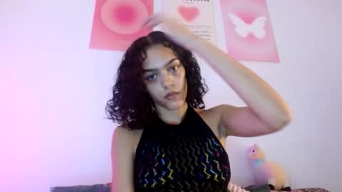 Snapshot of vickyyyx chatting on November 2025 10:41:02 PM Goddess Victory online show from November 2025 10:41:02 PM