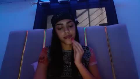 Snapshot of vickyyyx chatting on June 2026 11:28:01 PM Goddess Victory online show from June 2026 11:28:01 PM
