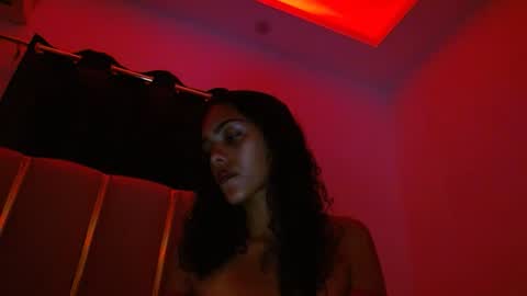Snapshot of vickyyyx chatting on July 2026 02:40:01 AM Goddess Victory online show from July 2026 02:40:01 AM
