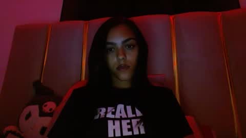 Snapshot of vickyyyx chatting on August 2026 12:47:02 AM Goddess Victory online show from August 2026 12:47:02 AM