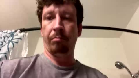 vicrobertson595 online show from January 2026 05:38:02 PM