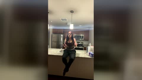 Snapshot of victhebaddie chatting on March 2026 03:40:01 AM Victhebaddie online show from March 2026 03:40:01 AM