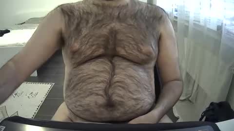 VictorHume online show from April 2026 05:27:01 PM