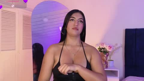 Snapshot of victoria1_cf chatting on June 2026 06:24:02 PM victoria1_cf online show from June 2026 06:24:02 PM