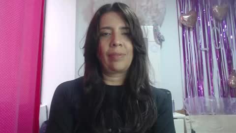 Snapshot of victoria25_meester chatting on February 2025 09:04:02 PM Hi guys Im victoria Be the one who can control me in PVT online show from February 2025 09:04:02 PM