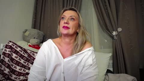 Snapshot of victoria50 chatting on January 2025 06:51:02 PM victoria50 online show from January 2025 06:51:02 PM