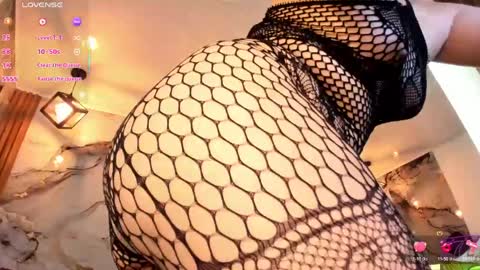 Victoria Coopeer online show from May 2026 10:04:01 PM