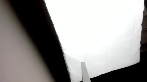  V I C T O R I A   online show from October 2025 11:55:02 AM