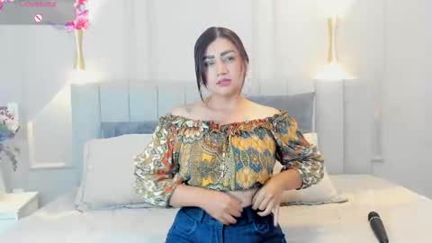 Snapshot of victoria_bourne chatting on October 2025 07:13:02 PM victoria online show from October 2025 07:13:02 PM