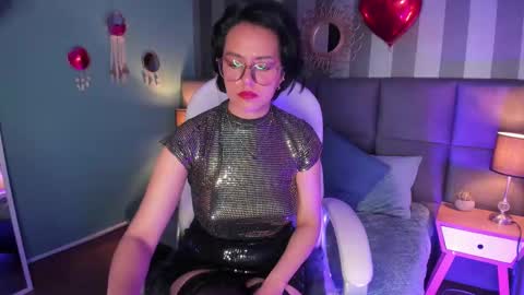 Victoria online show from February 2025 12:43:01 PM