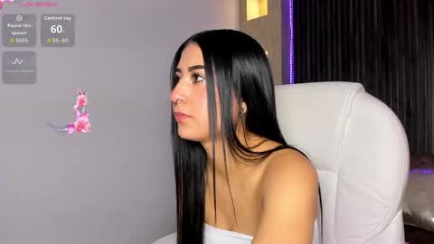 Snapshot of victoria_carper chatting on September 2025 03:04:01 PM victoria_carper online show from September 2025 03:04:01 PM