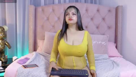 victoria_cherry_ online show from November 2025 11:40:02 AM