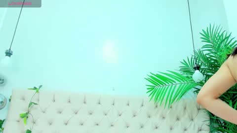Snapshot of victoria_colemann chatting on March 2025 12:05:02 PM Victoria online show from March 2025 12:05:02 PM