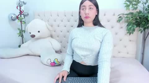 Victoria online show from April 2026 07:37:01 PM