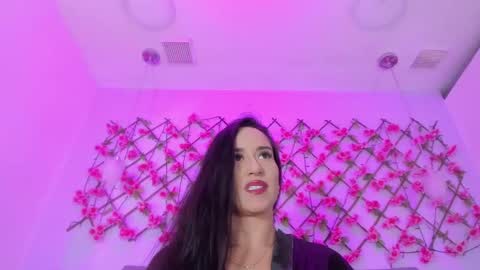 Snapshot of victoria_cooper3 chatting on March 2025 01:40:02 PM valentina online show from March 2025 01:40:02 PM