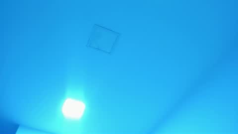 Victoria online show from October 2025 05:18:01 AM